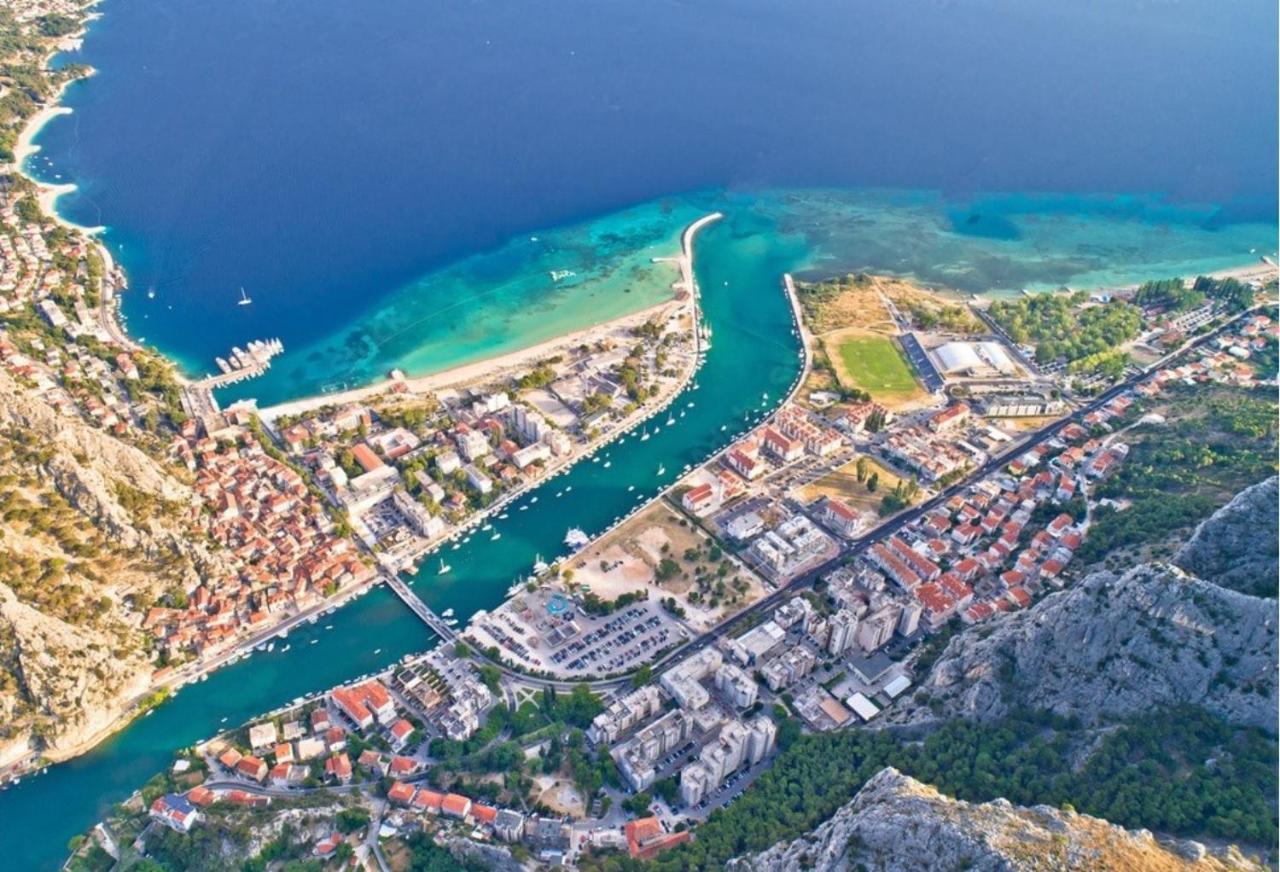 Sandy Beach Apartment Omiš Zewnętrze zdjęcie