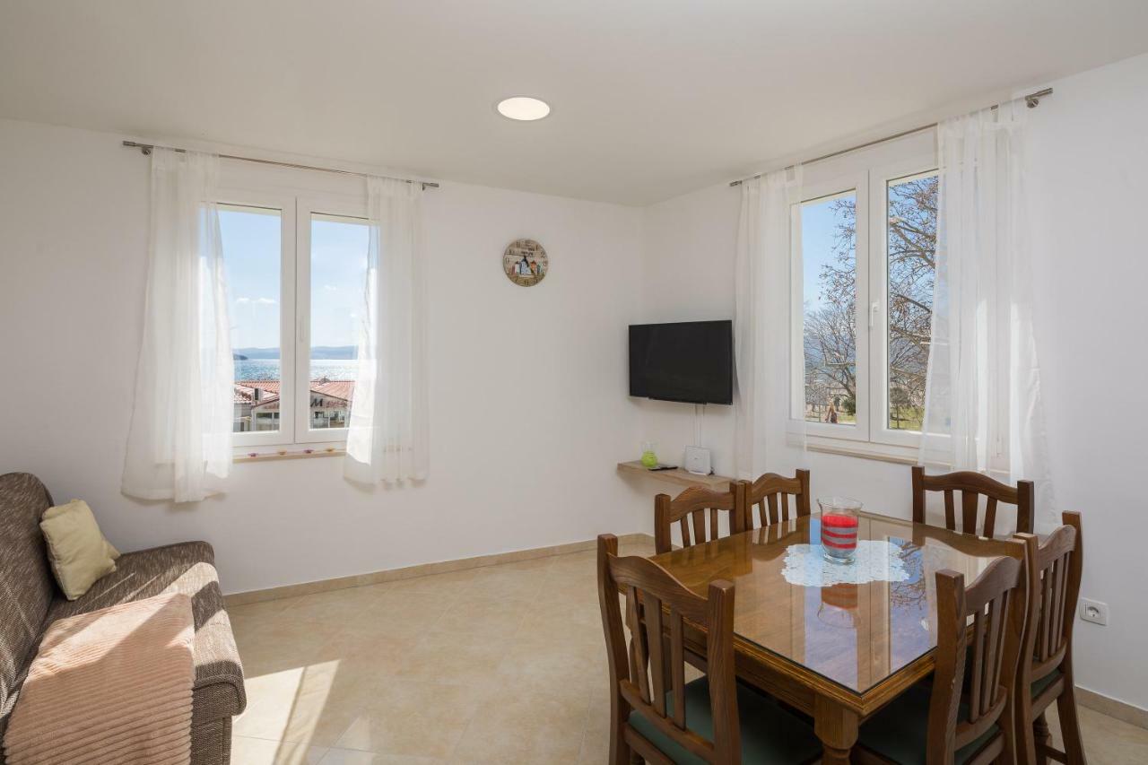Sandy Beach Apartment Omiš Zewnętrze zdjęcie